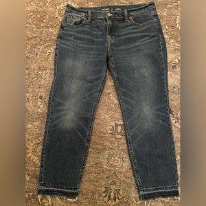 Old Navy Mid Rise Jeans - size 6 petite